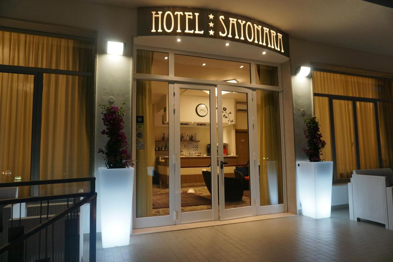 Hotel Sayonara Milano Marittima Kültér fotó