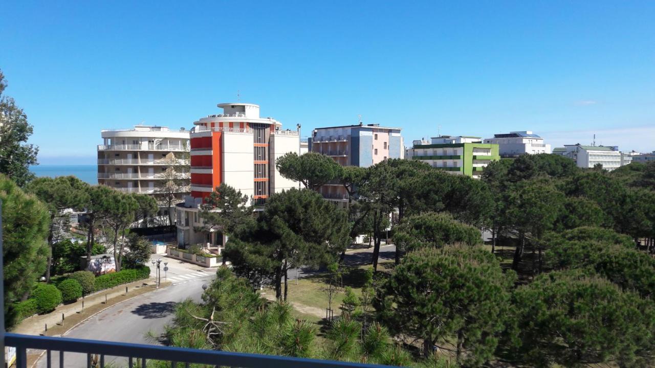 Hotel Sayonara Milano Marittima Kültér fotó